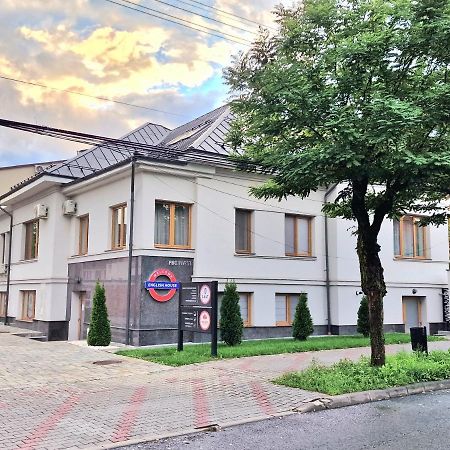 English House Bistriţa Exteriér fotografie